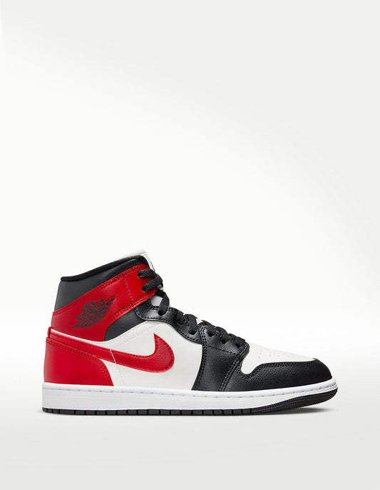 Jordan 1 Black Toe