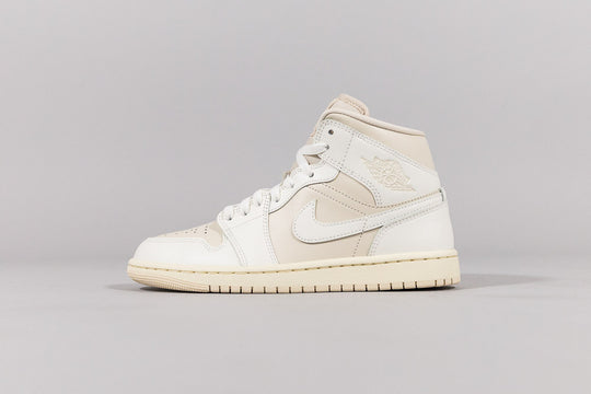 Jordan 1 Mid 'Legend Light Brown'