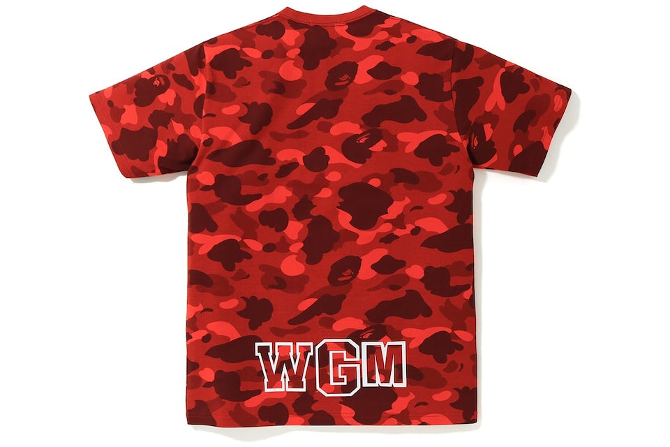 A Bathing Ape Color Camo Shark Tee Pria Red (BAPE)